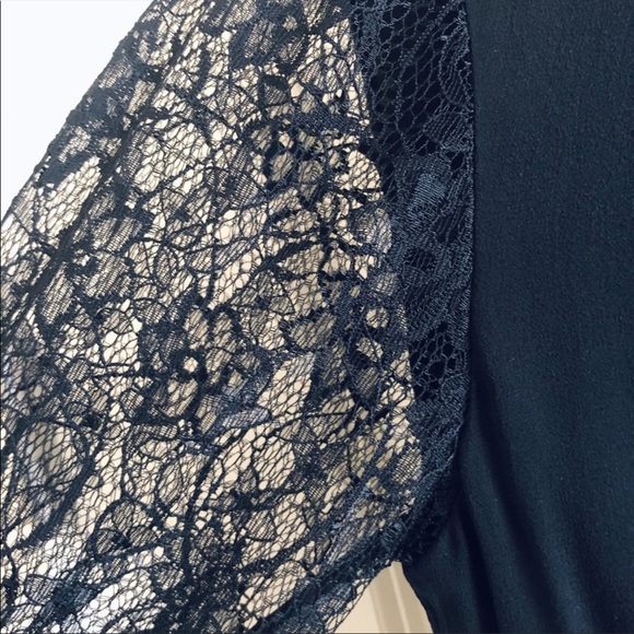 100%Silk Alice + Olivia Shirred Lace Sleeve Dress - Picture 14 of 16